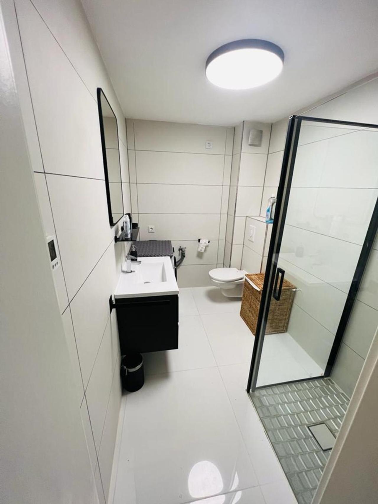 Moderne Wohnung Nahe Museum Sinsheim Buitenkant foto